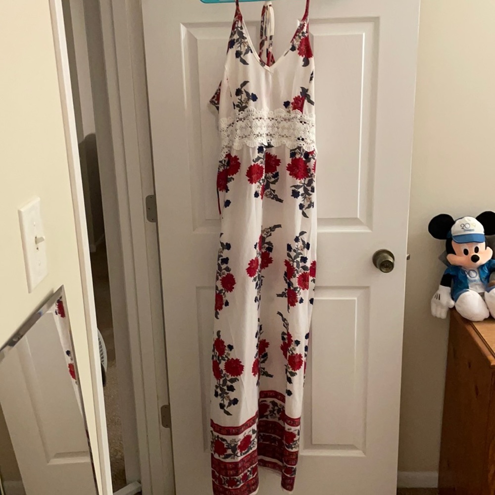 Red Floral Maxi Dress, size XXL, NWT